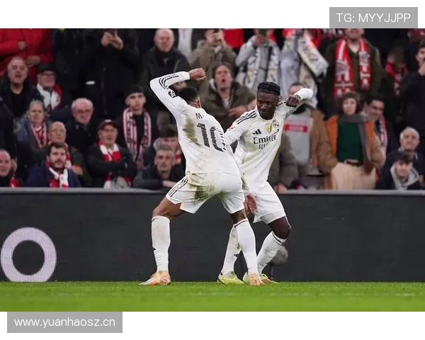 皇马进攻自由度下降导致整体结构稳定性面临考验,赛季走势呈阶段性变化 皇马进攻自由度下降导致整体结构稳定性面临考验,赛季走势呈阶段性变化