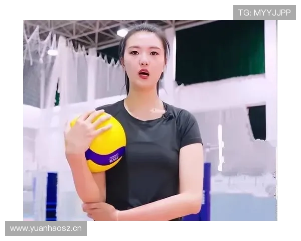 张常宁在家叠衣服都像在拍广告